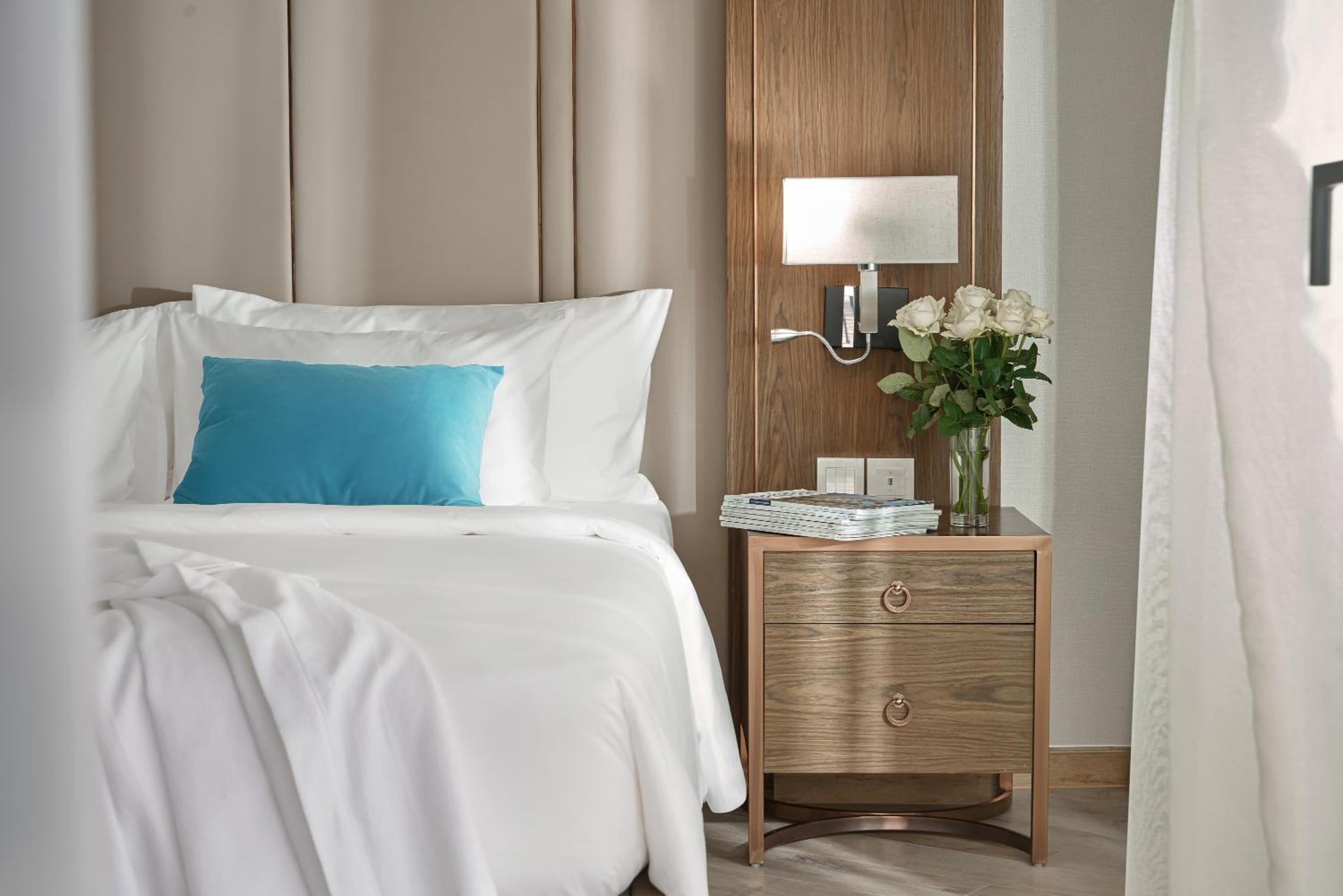 Panorama Oceanfront Suite Нячанг Екстер'єр фото